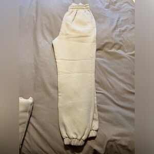 Comfrt sweatpants size medium worn once